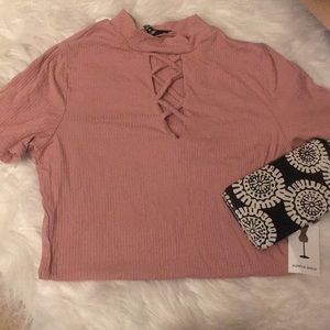 BNWT SEXY TSHIRT LOWCUT VNECK